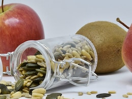 10 Low-Calorie Snacks You Can Have On The Go 10 Low-Calorie Snacks You Can Have On The Go