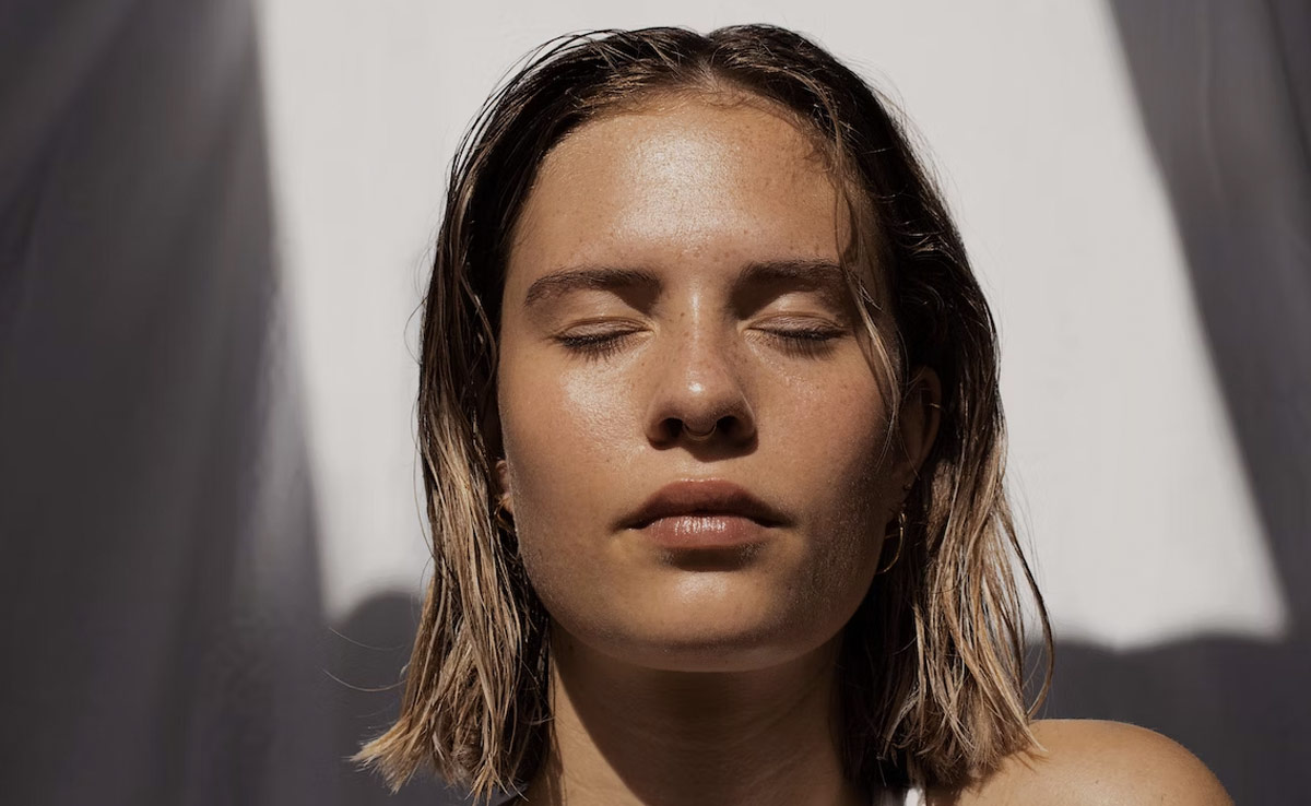 Here's Why Body Shimmer Is Summer 2023's Top Beauty Pick To Shine Brighter Than The Sun