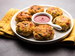 A Cup Of <i>Chai</i> And Healthy Air-Fried Corn Snack - All We Need This Season