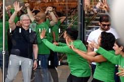 Hysteria Among Fans As Apple Opens First India Store Hysteria Among Fans As Apple Opens First India Store