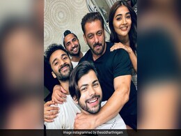 On <i>Kisi Ka Bhai Kisi Ki Jaan</i> Release Day, A Blockbuster Pic Of Salman Khan, Pooja Hegde With Co-Stars On <i>Kisi Ka Bhai Kisi Ki Jaan</i> Release Day, A Blockbuster Pic Of Salman Khan, Pooja Hegde With Co-Stars