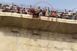 Video: Assam Cop Rescues 26-Year-Old From Suicide Attempt On River Bridge Video: Assam Cop Rescues 26-Year-Old From Suicide Attempt On River Bridge