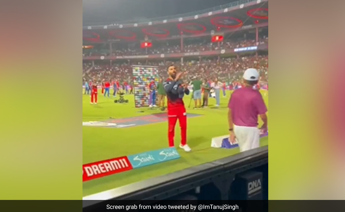 Watch: Virat Kohli's Special Gesture For Wife Anushka Sharma Leaves Her Blushing