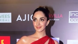 Kiara Advani Beats The Heat With A Healthy, Colourful Drink. Any Guesses?