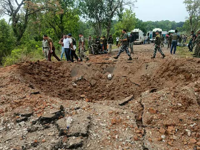 CG News: नक्सलियों के खिलाफ सुरक्षाबलों को मिली बड़ी कामयाबी, विस्फोट से पहले IED बरामद