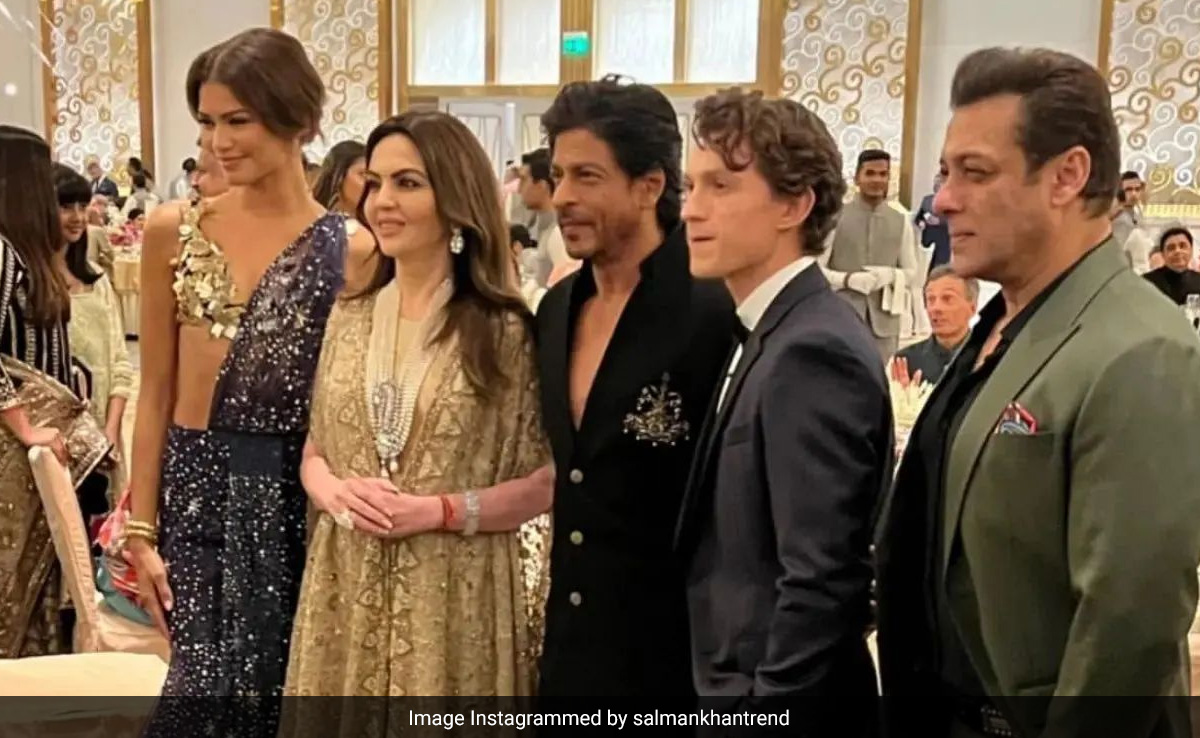 Viral: Zendaya And Tom Holland's Blockbuster Pic With Shah Rukh-Salman Khan At Ambani Event