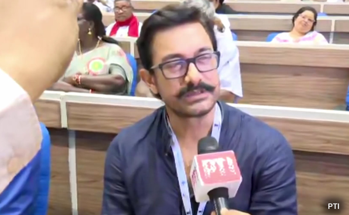 VIDEO: "संवाद का अहम माध्यम..."- आमिर खान ने की PM मोदी के 'मन की बात' कार्यक्रम की तारीफ