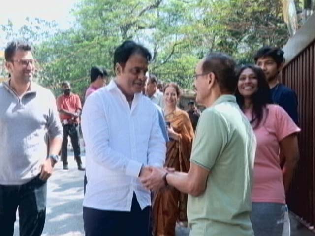 Karnataka Election Candidates Take Campaign To Bengaluru Apartments