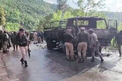 5 Soldiers Killed After Terrorists Open Fire In J&K, Grenades Likely Used 5 Soldiers Killed After Terrorists Open Fire In J&K, Grenades Likely Used