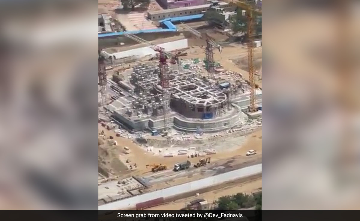 VIDEO : "प्रभु का मंदिर...", देवेंद्र फड़णवीस ने साझा किया निर्माणाधीन राम मंदिर का एरियल व्यू