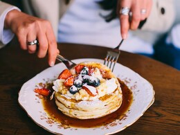 Feeling Hungry All The Time? Here's What To Do About Food Cravings