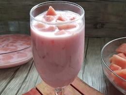 Mohabbat Ka Sharbat Recipe: गर्मी में कूल-कूल करेंगे फील जब पिएंगे मोहब्बत का शरबत, नोट करें रेसिपी Mohabbat Ka Sharbat Recipe: गर्मी में कूल-कूल करेंगे फील जब पिएंगे मोहब्बत का शरबत, नोट करें रेसिपी