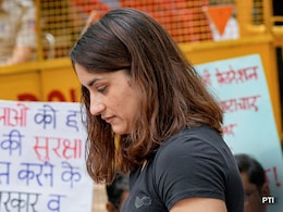 Brij Bhushan And Wrestler Vinesh Phogat Blame Each Other For WFI Suspension Brij Bhushan And Wrestler Vinesh Phogat Blame Each Other For WFI Suspension