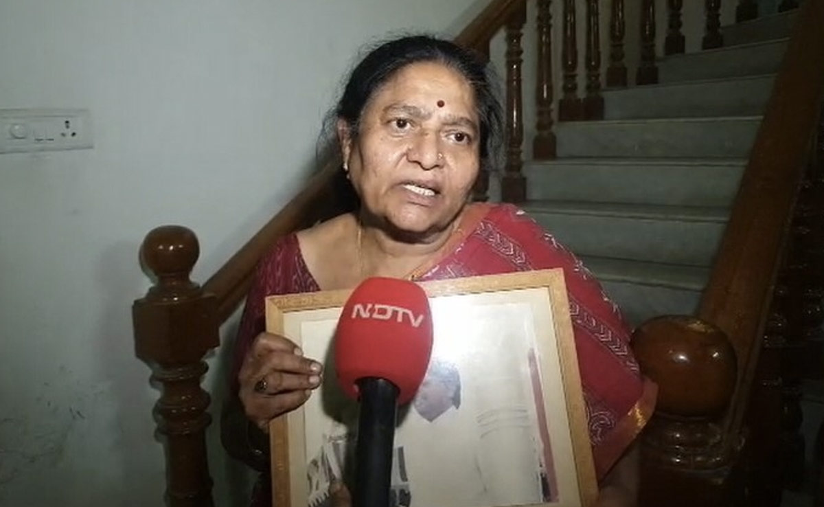 Anand Mohan: Murdered IAS Officer's Wife Challenges Ex MP's Release In Supreme Court