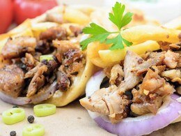 Chicken Egg Parantha Roll Is The Perfect Food For Your Cravings. Recipe Inside