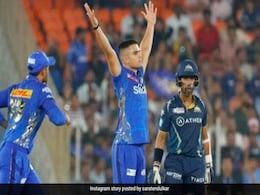IPL 2023: ऋद्धिमान साहा को अर्जुन ने किया आउट तो सारा तेंदुलकर ने किया रिएक्ट, ऐसे किया सेलिब्रेट IPL 2023: ऋद्धिमान साहा को अर्जुन ने किया आउट तो सारा तेंदुलकर ने किया रिएक्ट, ऐसे किया सेलिब्रेट