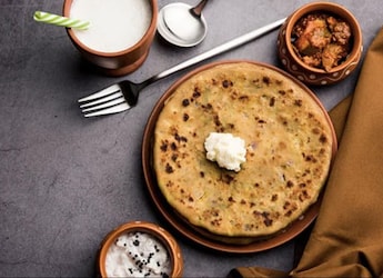 6 Reasons Sattu Paratha Belongs In Your Travel Dabba 6 Reasons Sattu Paratha Belongs In Your Travel Dabba
