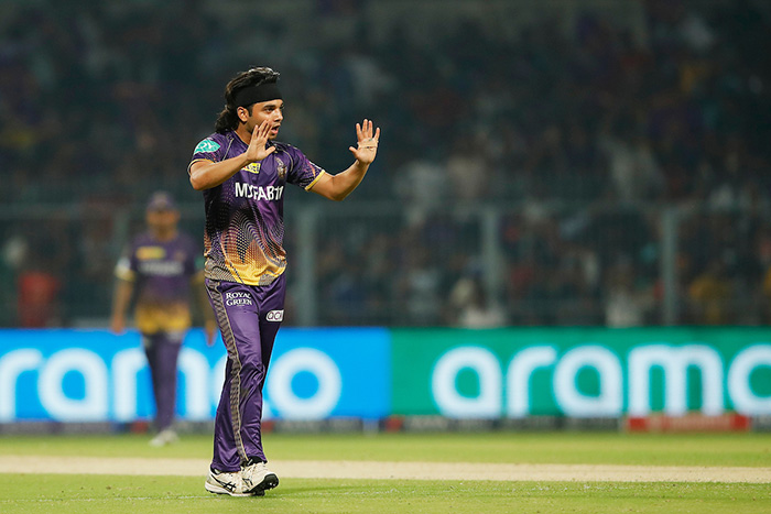 GT vs KKR: सुयश शर्मा की गुगली "गेट" से निकल स्टंप में जा घुसी, "फोटो क्लिक पोज" में तब्दील हुआ यह बल्लेबाज