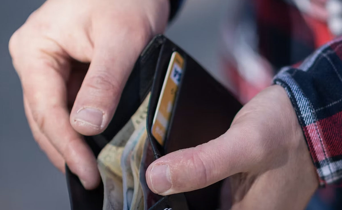 Man Lost His Wallet In Bengaluru, Here's How The Cafe Located Him