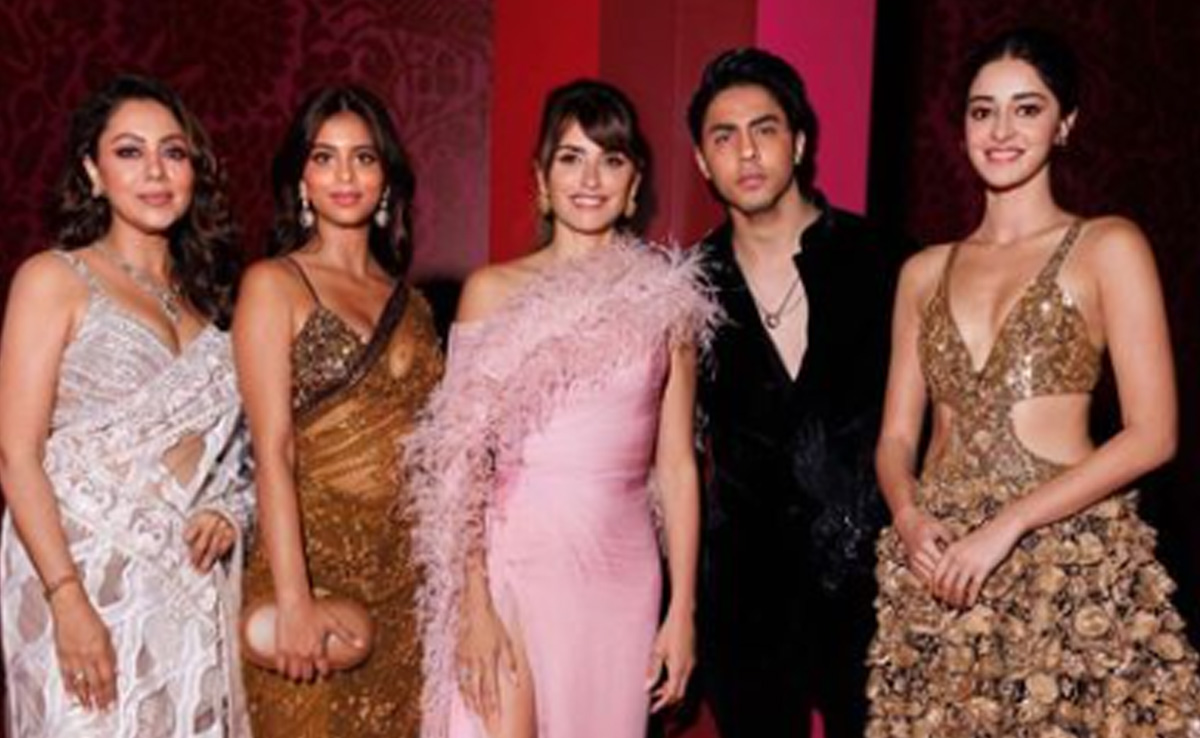 Gauri Khan In A Star-Studded Pic From Ambani Event, Featuring Penelope Cruz, Ananya Panday, Kids Suhana And Aryan