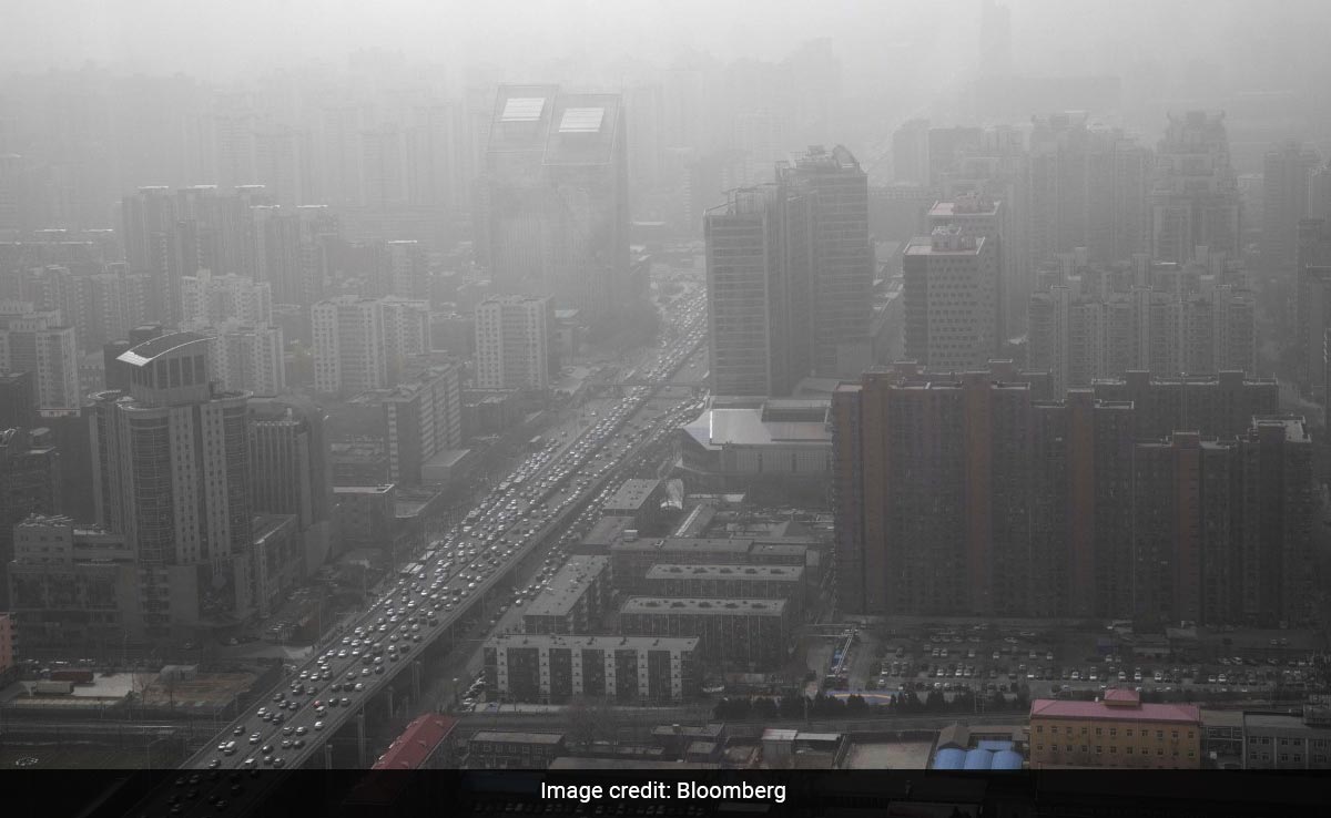 Air Pollution Linked To Increased Dementia Risk: Report