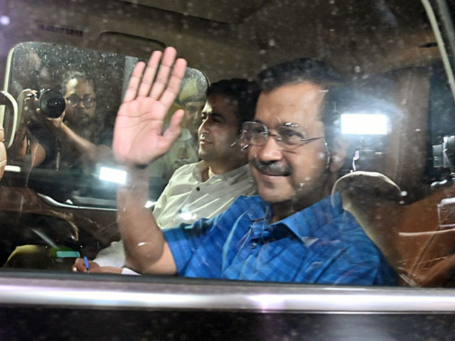 सीबीआई की पूछताछ के बाद थके हुए क्यों नजर आए अरविंद केजरीवाल