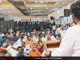 BJP ने जारी की 1.34 लाख करोड़ की 'DMK फाइल्स', सत्तारूढ़ दल ने बताया 'मजाक' BJP ने जारी की 1.34 लाख करोड़ की 'DMK फाइल्स', सत्तारूढ़ दल ने बताया 'मजाक'