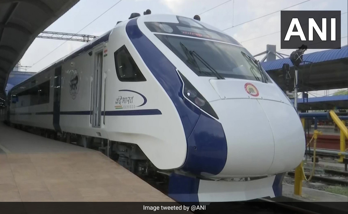 Bhopal-New Delhi Vande Bharat Exceeds 160 kmph Speed Limit On First Run