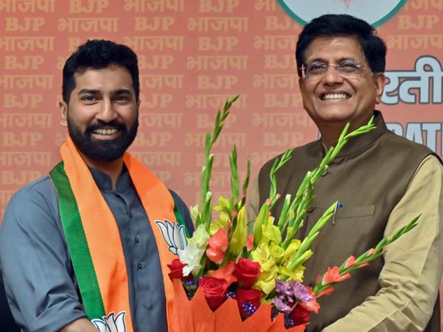 AK Antony Says "Painful" As Son Joins BJP. "Not Personal," Says Anil Antony