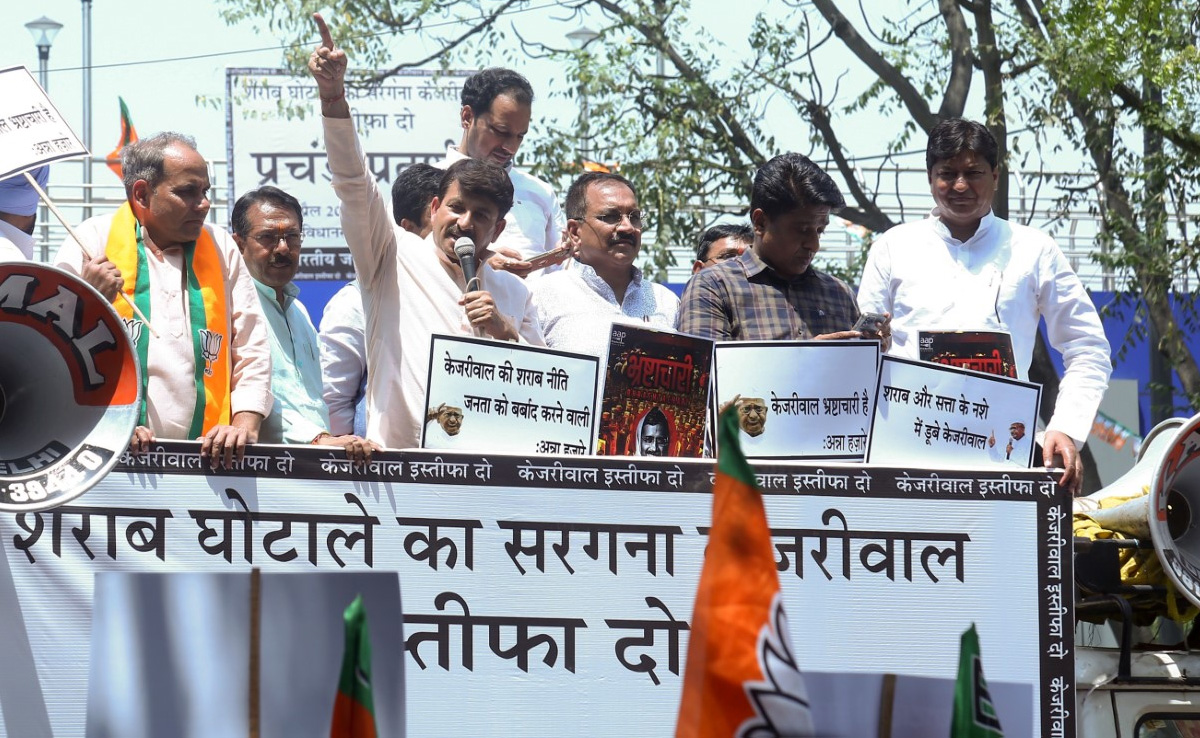 Delhi BJP Leaders Protest Against Arvind Kejriwal Over Liquor Policy Case