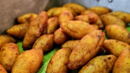 Unnakaya: Discover The Delightful Spindle-Shaped Sweet From North Kerala