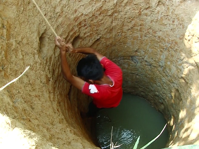 Mangalore Student Digs A Well In His Courtyard To Beat Water Shortage
