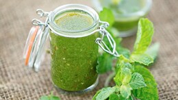 How To Make And Store Dhania Chutney For 6 Months, You Ask? We Tell You How
