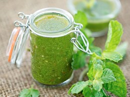 How To Make And Store Dhania Chutney For 6 Months, You Ask? We Tell You How