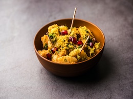 Sweet Potato Chaat: इस विकेंड घर पर बनाएं शकरकंद की चाट, इस खट्टे मीठे चाट को खाकर आ जाएगा मजा Sweet Potato Chaat: इस विकेंड घर पर बनाएं शकरकंद की चाट, इस खट्टे मीठे चाट को खाकर आ जाएगा मजा