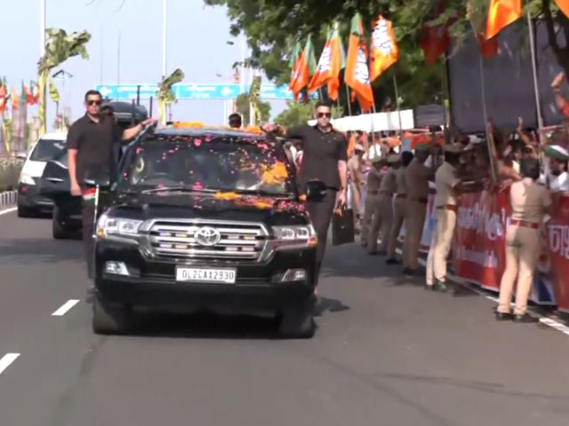 PM Modi Holds Mega Roadshow In Chennai