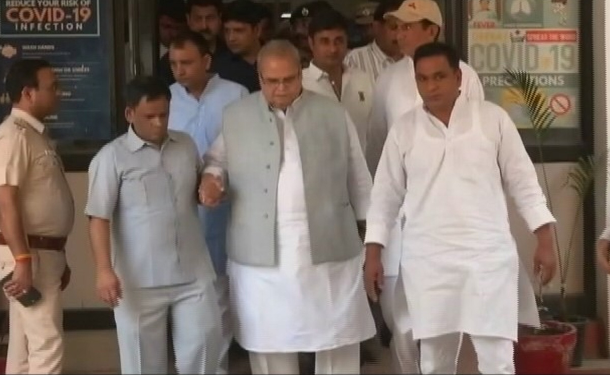 "ना तो गिरफ्तार किया, ना ही हिरासत में लिया", सत्यपाल मलिक के थाने पहुंचने पर दिल्ली पुलिस का बयान