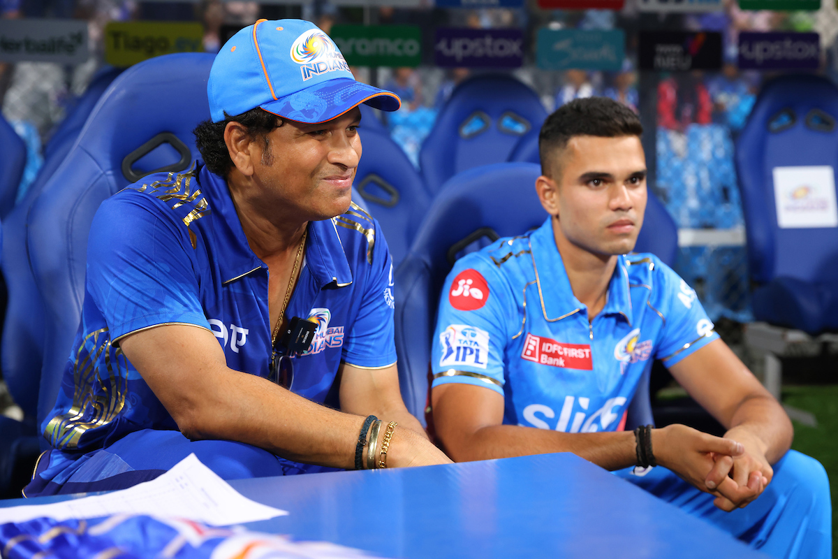 Arjun "Not Studying At All": Raina Reveals Sachin's Prank On Flight Attendant