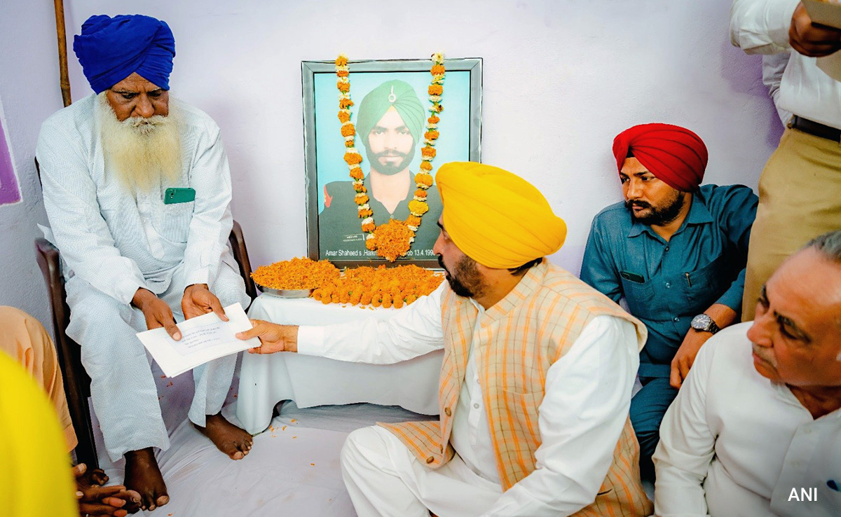Bhagwant Mann Gives Rs 1 Crore Each To Families Of Punjab Soldiers Killed In Poonch