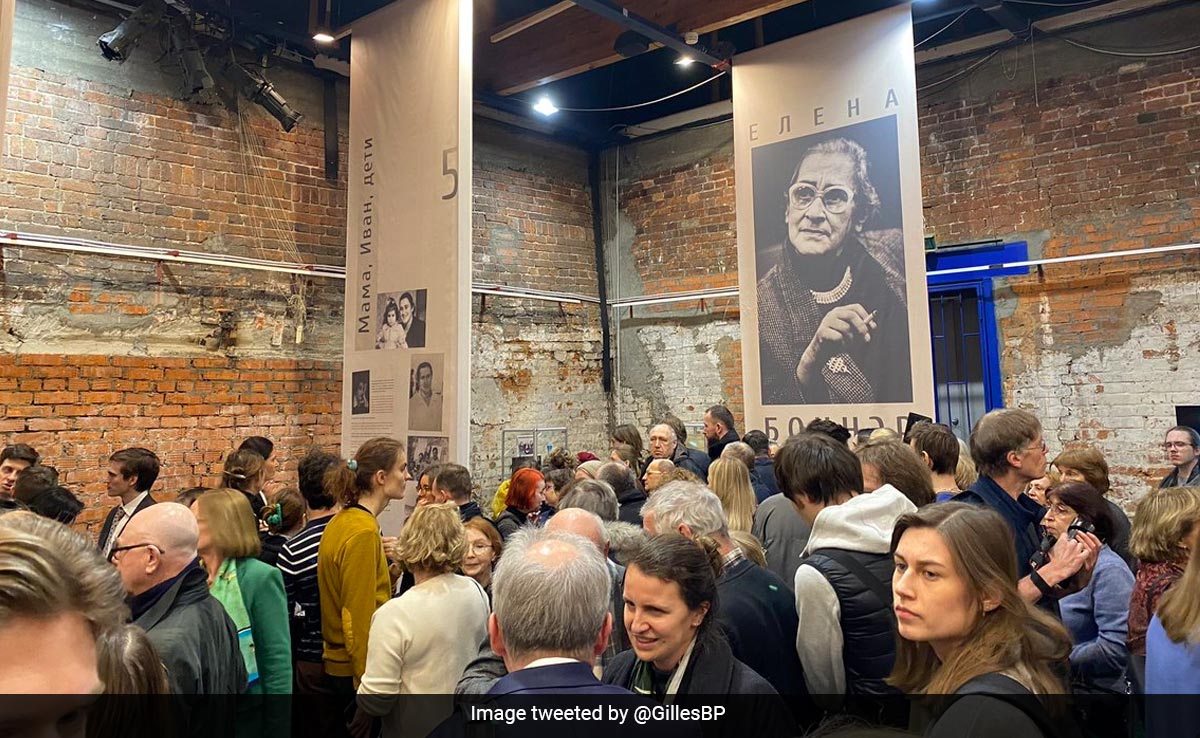 "Not Often We Witness Death Of A Museum" As Russia Shuts Rights Groups