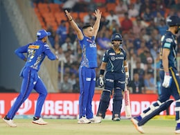 VIDEO: अंपायरों ने ऋिद्धिमान साहा को दिया फायदा, तो दिग्गज ब्रेट ली और फैंस भड़क उठे VIDEO: अंपायरों ने ऋिद्धिमान साहा को दिया फायदा, तो दिग्गज ब्रेट ली और फैंस भड़क उठे