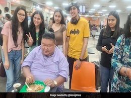 चाय-आलू पराठे पर दिल हार बैठे नागालैंड के मंत्री Temjen Imna Along, कैप्शन में लिखी दिल की बात! चाय-आलू पराठे पर दिल हार बैठे नागालैंड के मंत्री Temjen Imna Along, कैप्शन में लिखी दिल की बात!