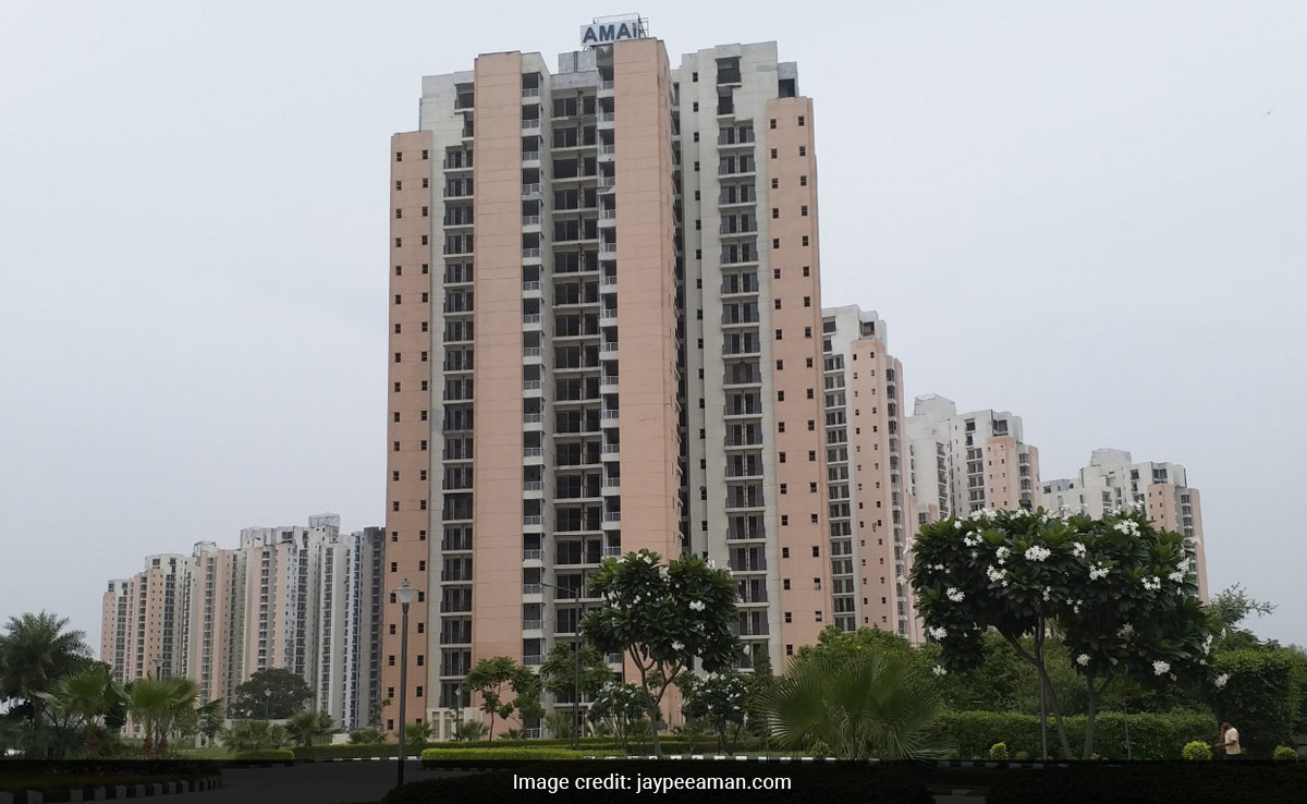 Foreign Student Falls Off Flat's Balcony In Greater Noida, Dies: Cops