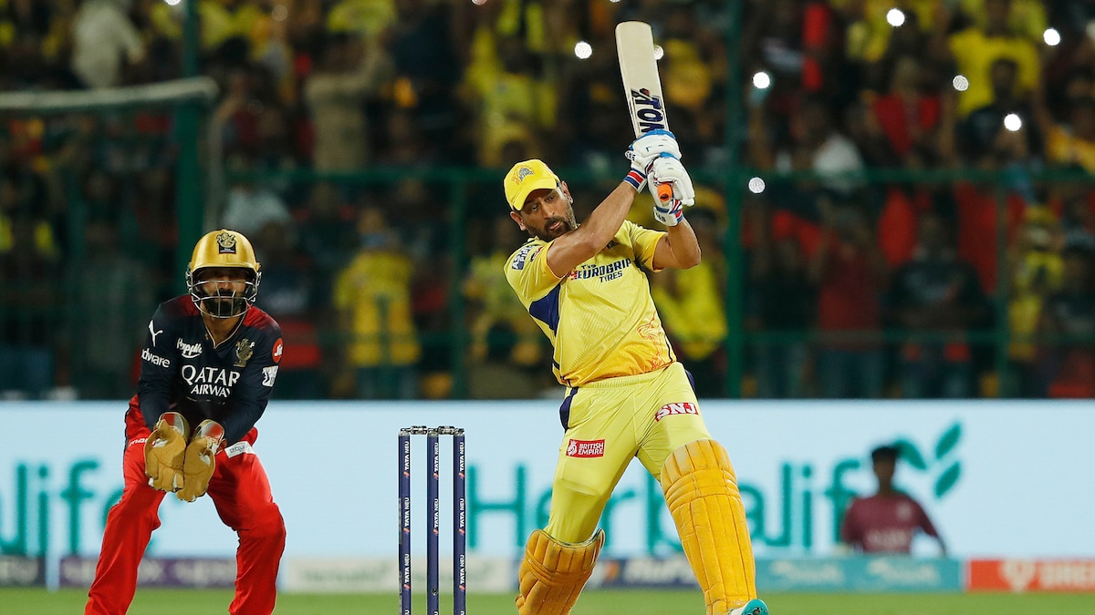 “Very Harsh For You All…”: MS Dhoni’s Ex-India And CSK Teammate Fumes Over Great’s Retirement Talks “Very Harsh For You All…”: MS Dhoni’s Ex-India And CSK Teammate Fumes Over Great’s Retirement Talks