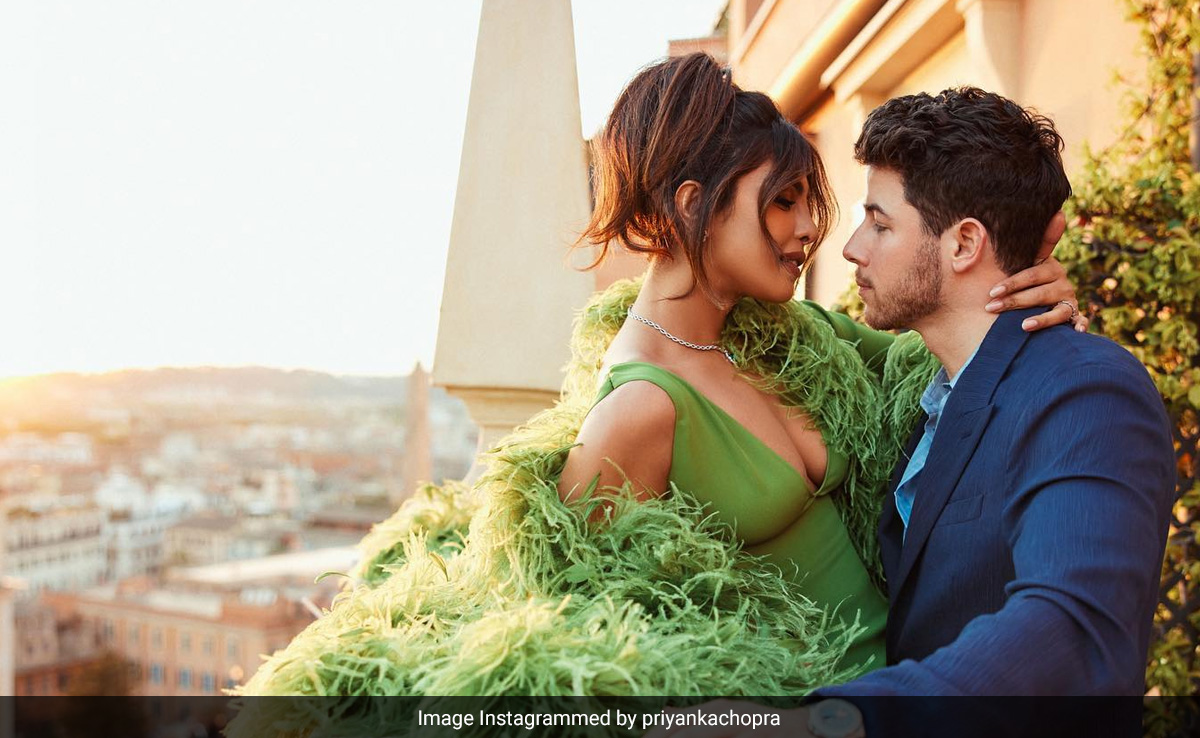 Nick Jonas Goes "Damn" After Priyanka Chopra Walks The Carpet At <i>Citadel</i> Premiere In Rome. Watch