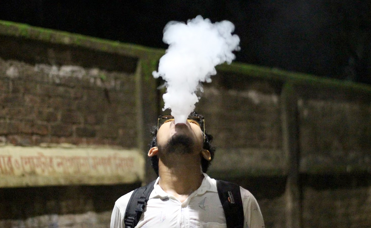 US Teenager's Vaping Habit Caused His Lungs To Collapse 4 Times