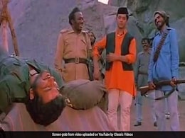 फिल्म 'शोले' के जब इन दो एक्शन सीन पर चली थी सेंसर बोर्ड की कैंची, दोबारा शूट किए गए थे सीन, ये थी वजह फिल्म 'शोले' के जब इन दो एक्शन सीन पर चली थी सेंसर बोर्ड की कैंची, दोबारा शूट किए गए थे सीन, ये थी वजह