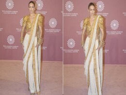 Gigi Hadid Sets Pure Gold Standard In A <i>Chikankari Saree</i> And Gold Blouse Gigi Hadid Sets Pure Gold Standard In A <i>Chikankari Saree</i> And Gold Blouse