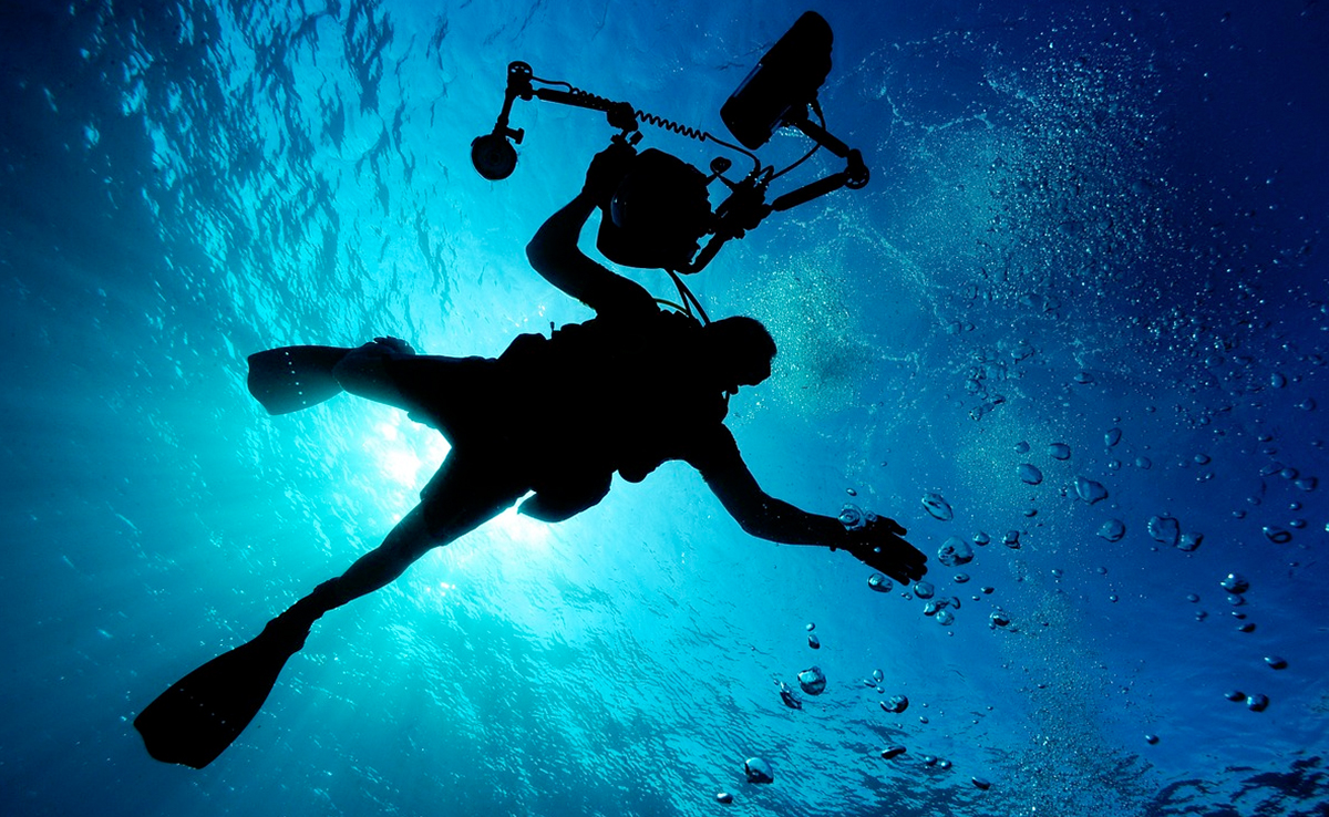 Professor To Live Underwater For 100 Days. Here's What It Might Do To His Body.