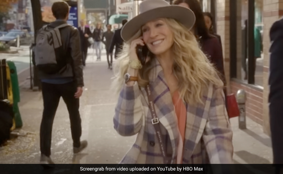 <i>And Just Like That 2</i> Teaser: Sarah Jessica Parker Finds Her Bling